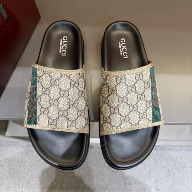 Picture of Gucci Slippers _SKUGuccisz38-45mnq02432373